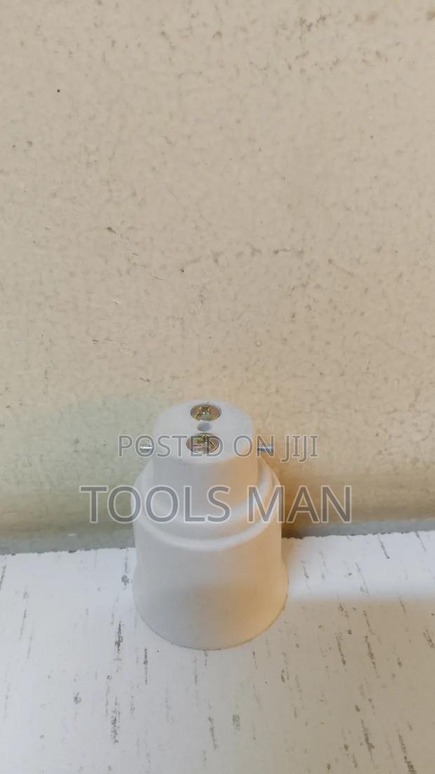 B22 to E27 Bulb Holder Adapter.