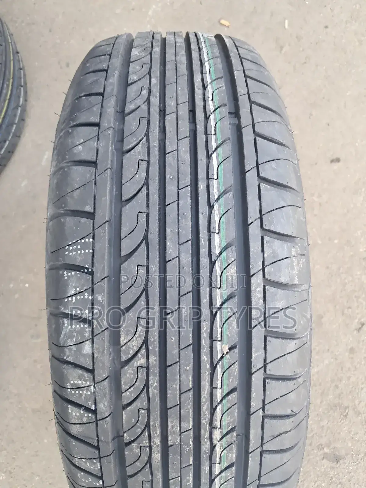 Centara (Touring) 215/60/16