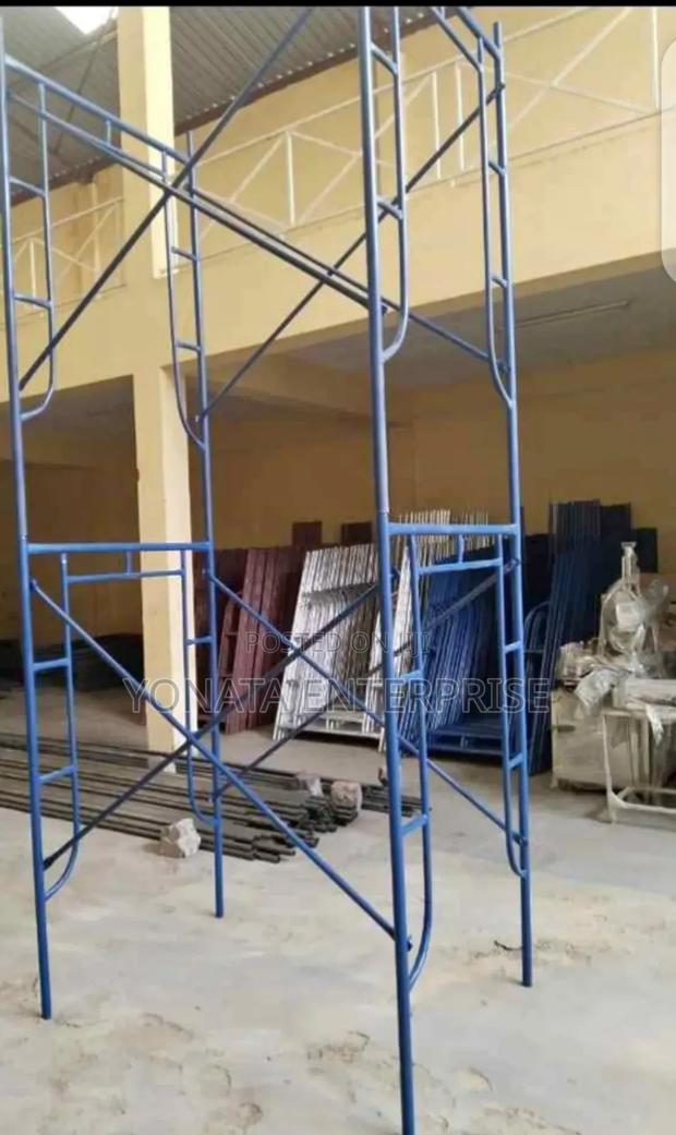 Construction Site H-Frame Scaffold - main view