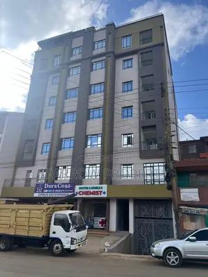 3bdrm Apartment in Zambezi/Sigona for rent