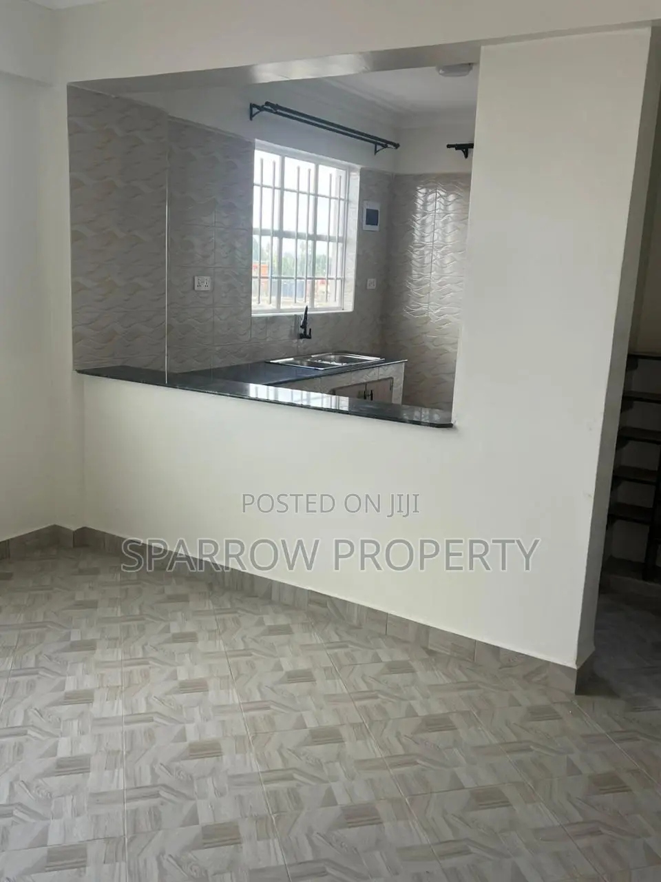 3bdrm Apartment in Zambezi/Sigona for rent