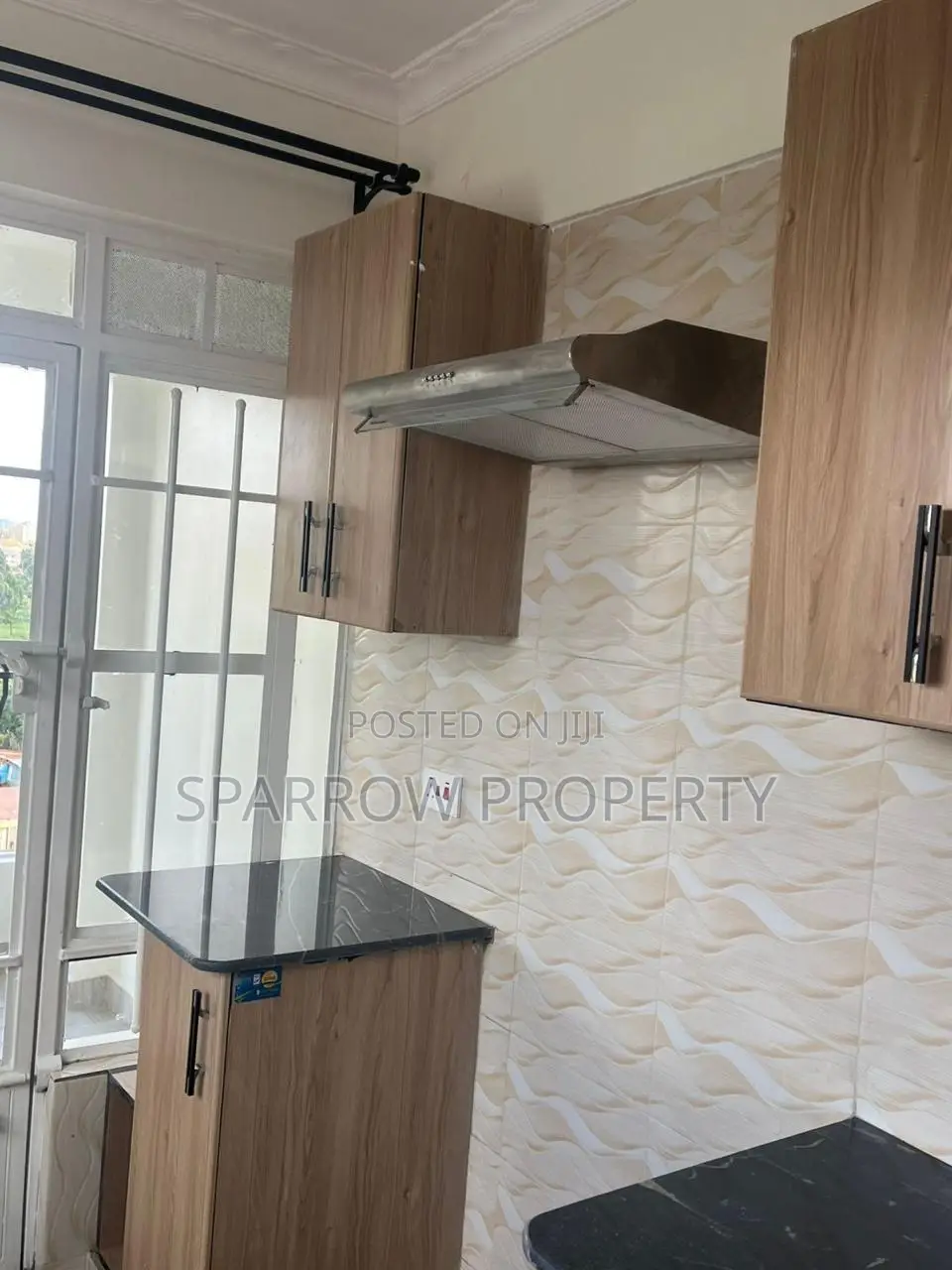 3bdrm Apartment in Zambezi/Sigona for rent