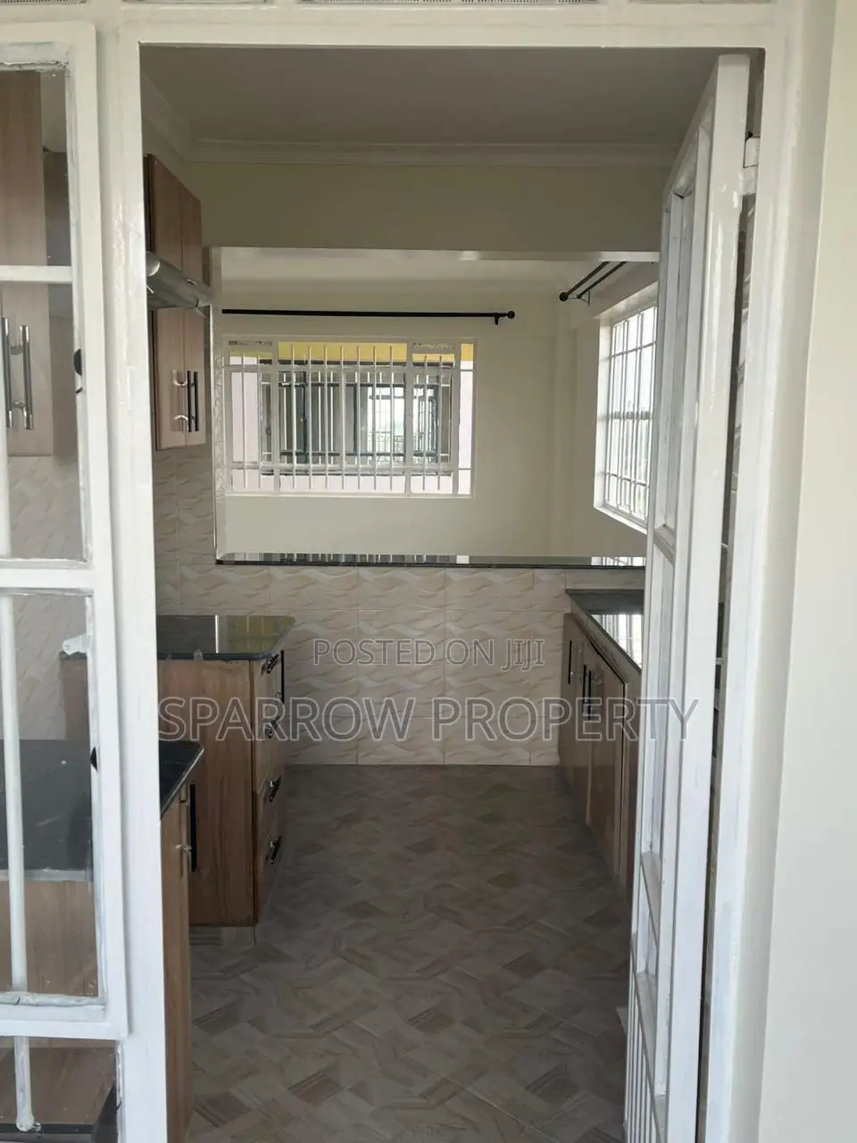 3bdrm Apartment in Zambezi/Sigona for rent