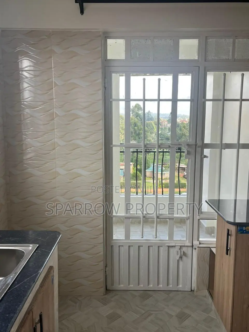 3bdrm Apartment in Zambezi/Sigona for rent