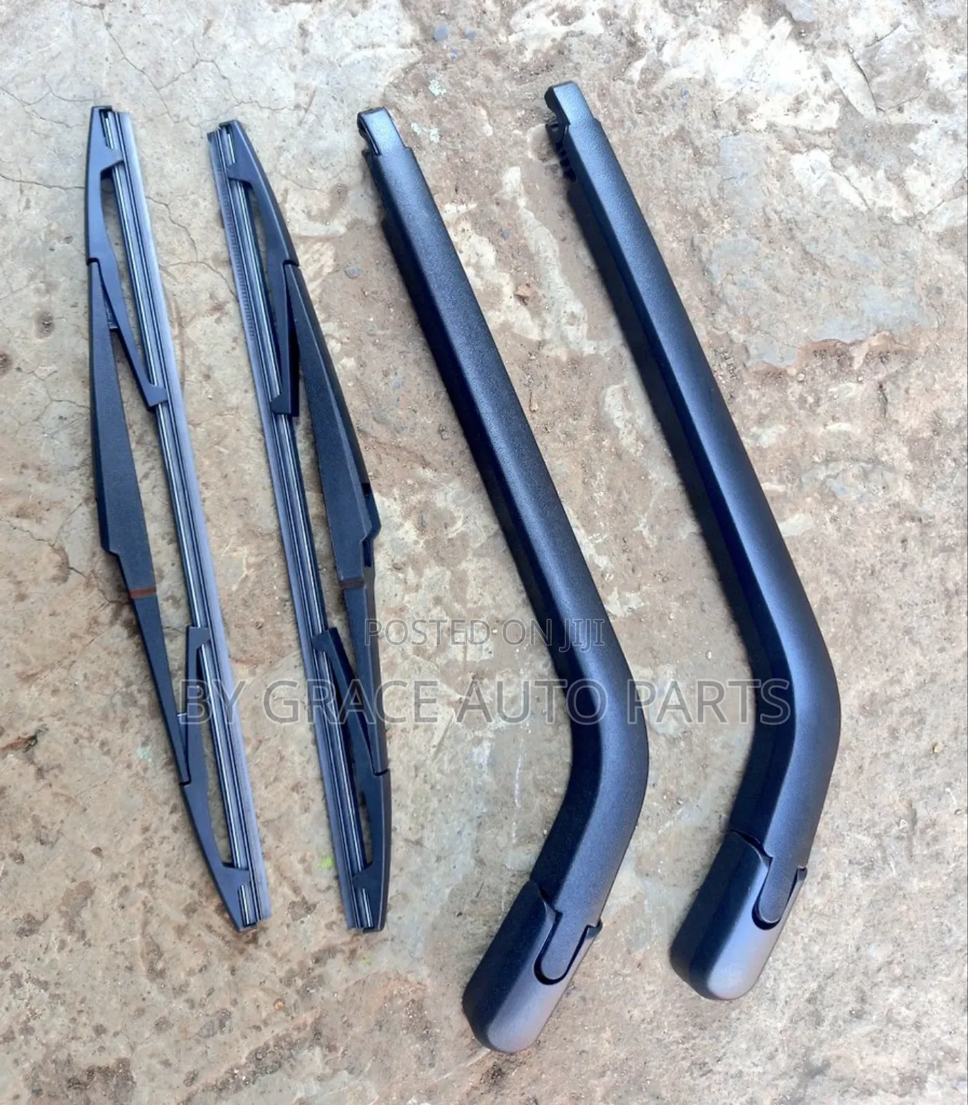 Rear Wiper Blade Plus Arm/Handle.