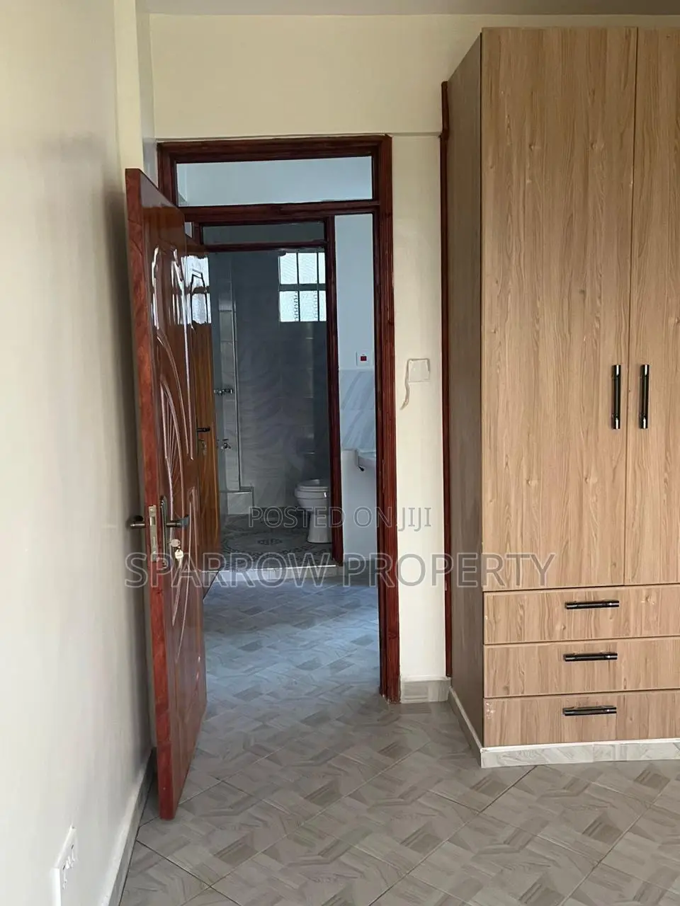 3bdrm Apartment in Zambezi/Sigona for rent