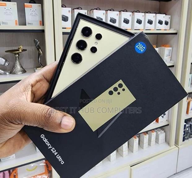 Samsung Galaxy S24 Ultra 256 GB White - thumbnail 3