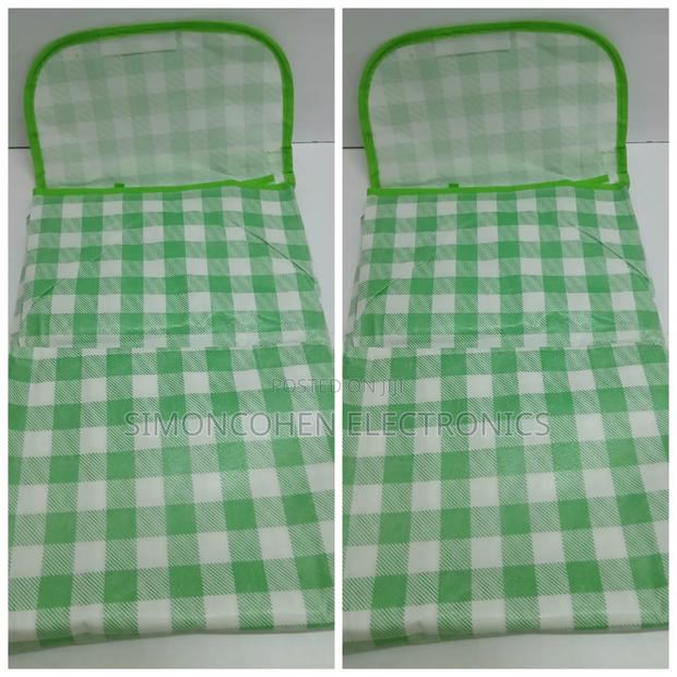Waterproof Outdoor Picnic Mat - thumbnail 4