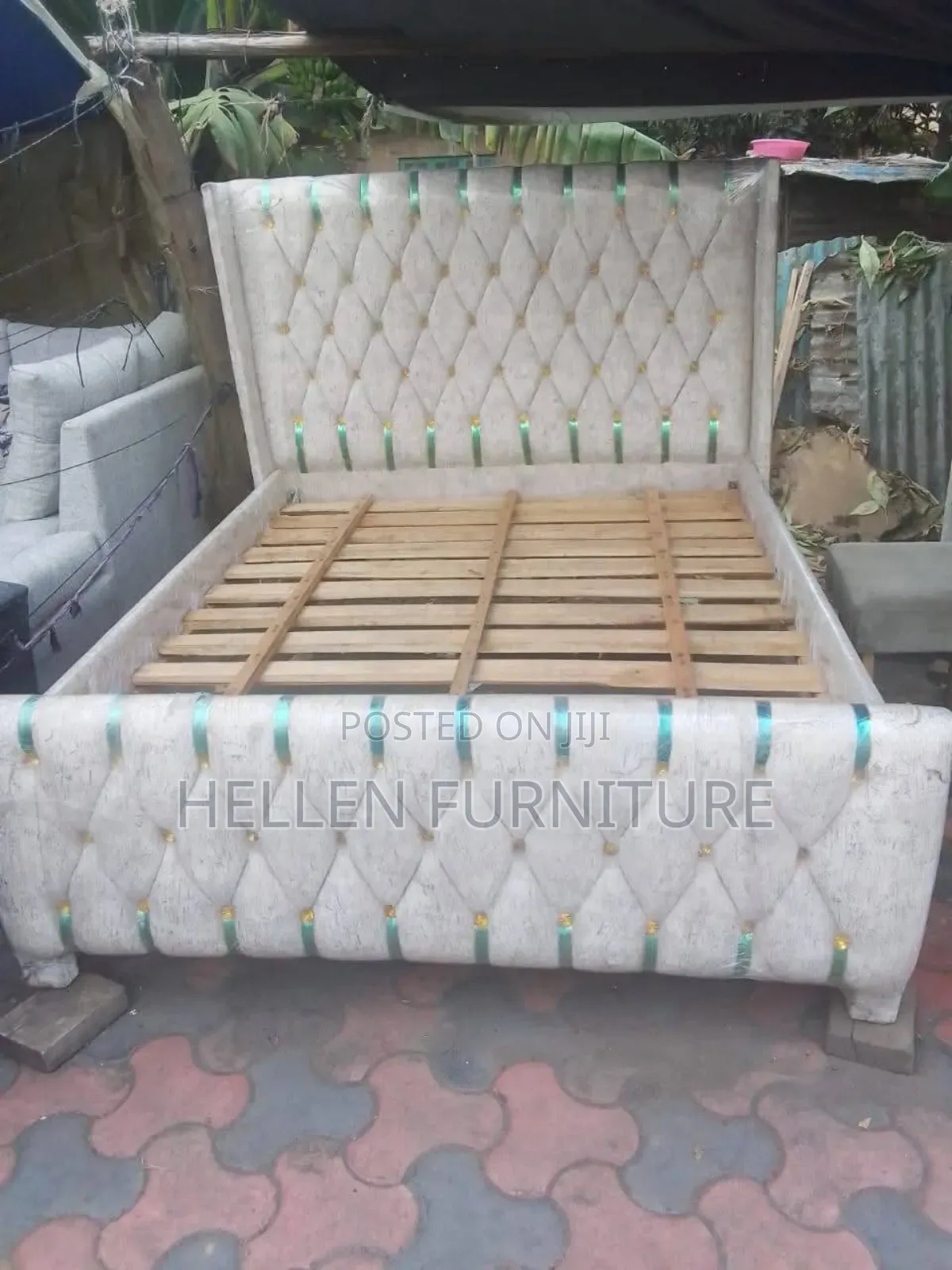 Chester Bed