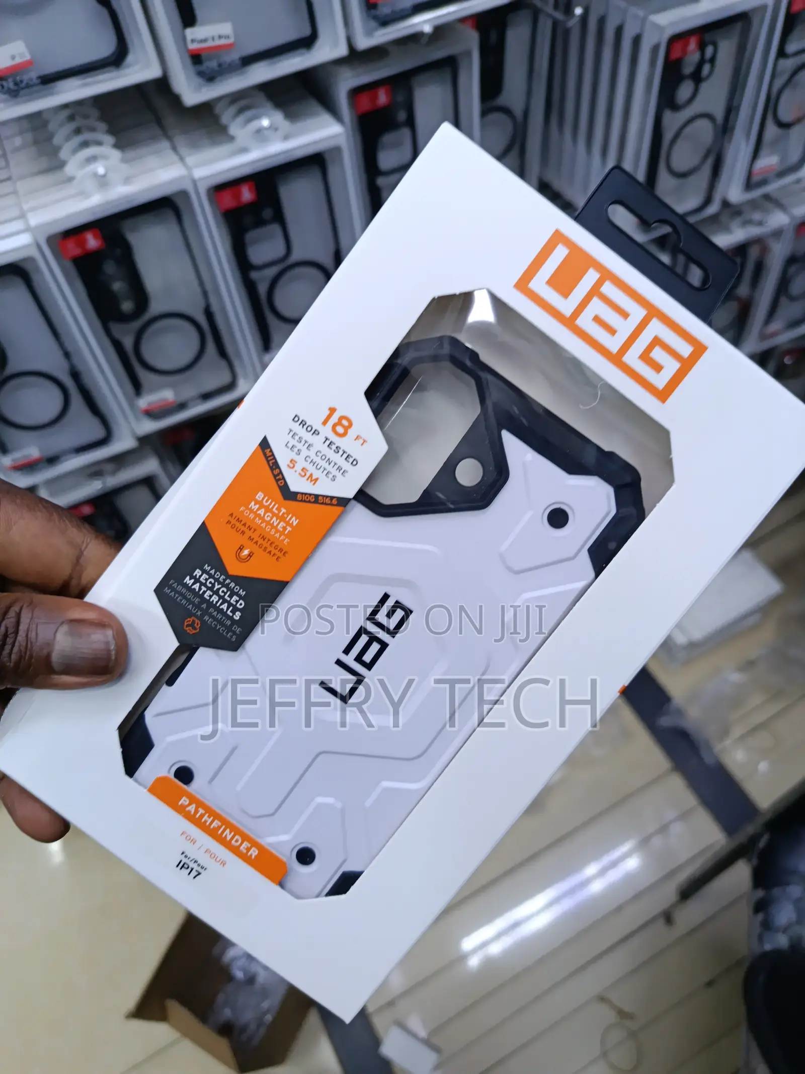 Pepino Urban Armor Gear Uag iPhone 17 Pathfinder Magsafe Case