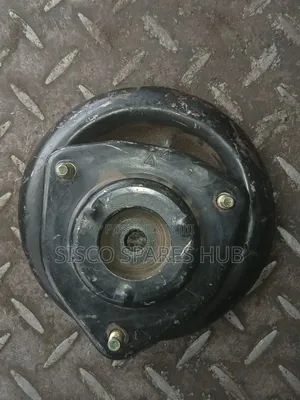 Shock Mounting Nissan B14 (Sunny)