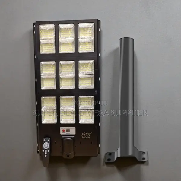 2000 Watts Solar Street Lamp With Heavy Duty Body and Space Efficient