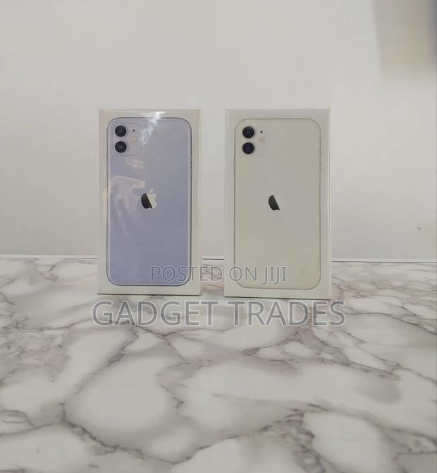 New Apple iPhone 11 128 GB - thumbnail 3
