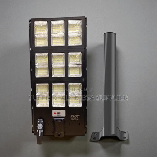 2000w Outdoor Solar Lamp With Stable Performance and Top Quality Build