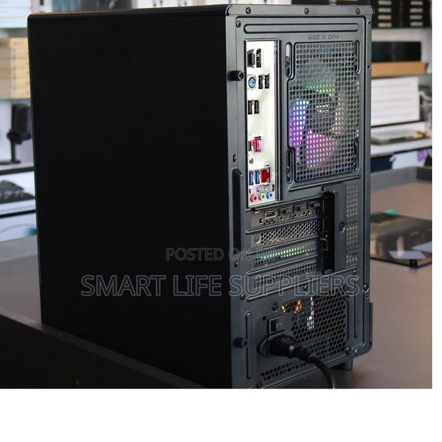 New Desktop Computer 8GB AMD Ryzen 5 SSD 256GB