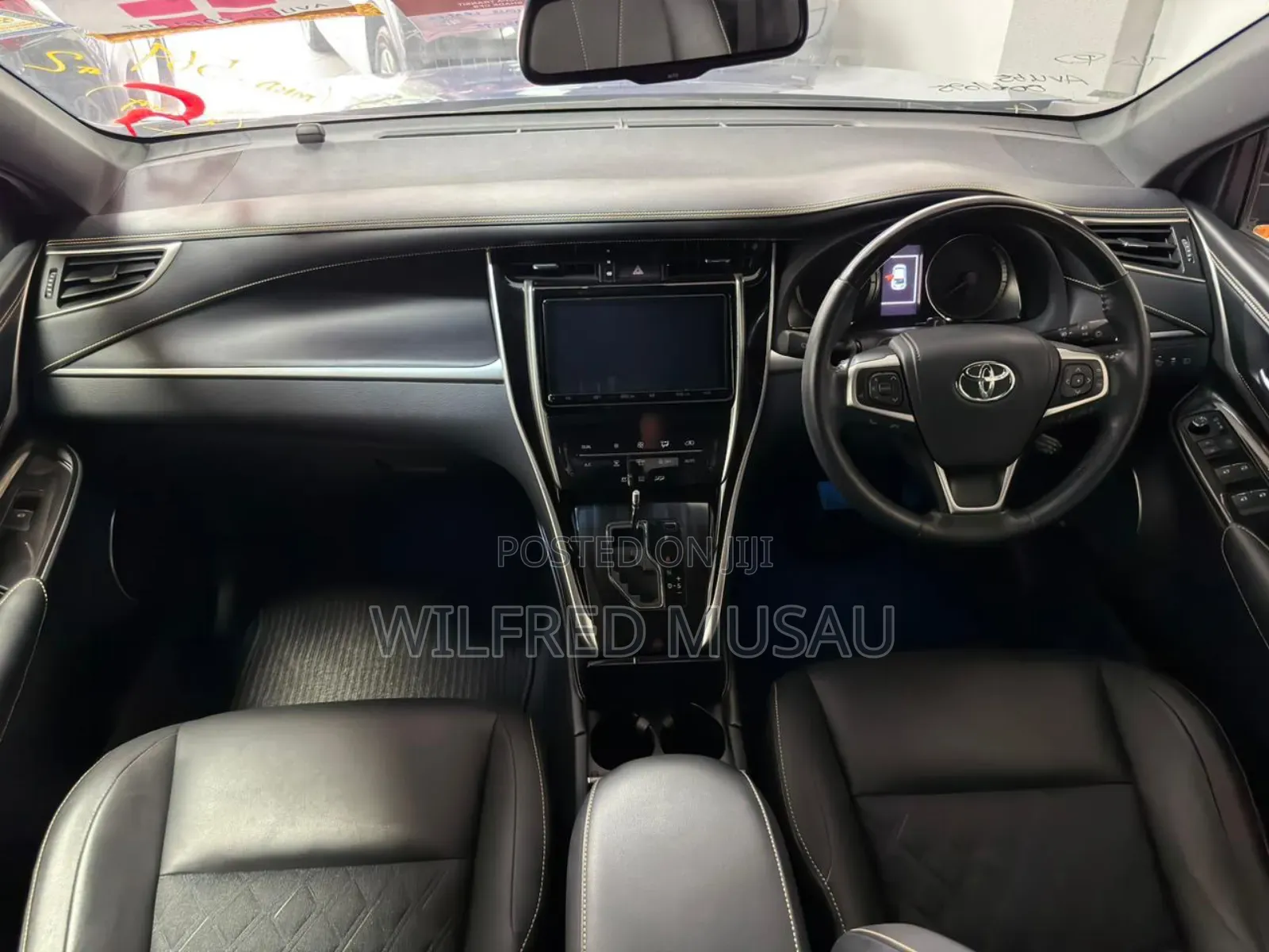 Toyota Harrier 2.5 Hybrid 4WD 2018 Blue