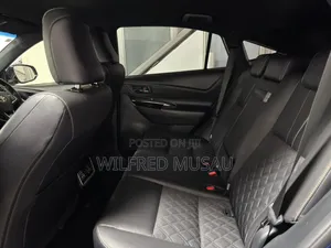 Toyota Harrier 2.5 Hybrid 4WD 2018 Blue