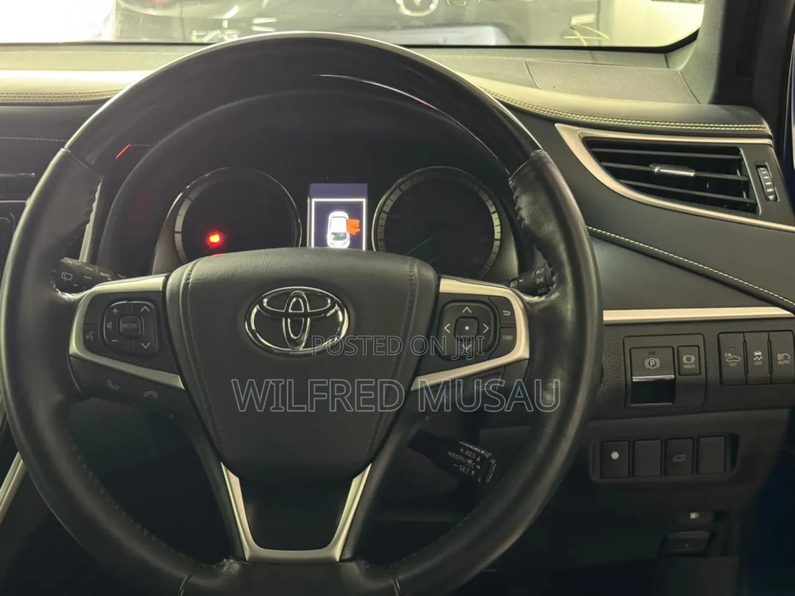 Toyota Harrier 2.5 Hybrid 4WD 2018 Blue
