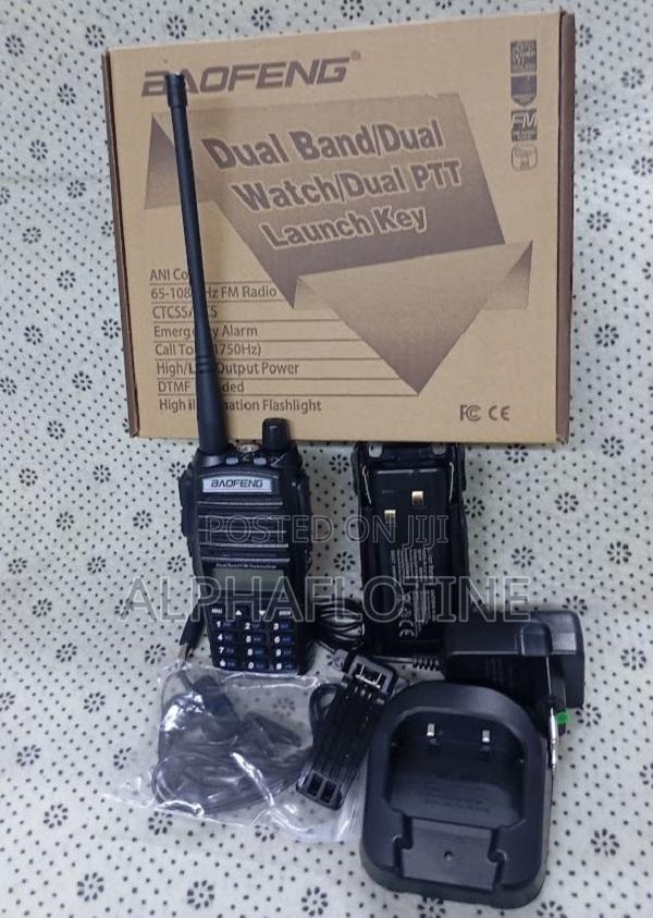 1 Piece Uv-82 Baofeng Two Way Radio Walkie Talkie