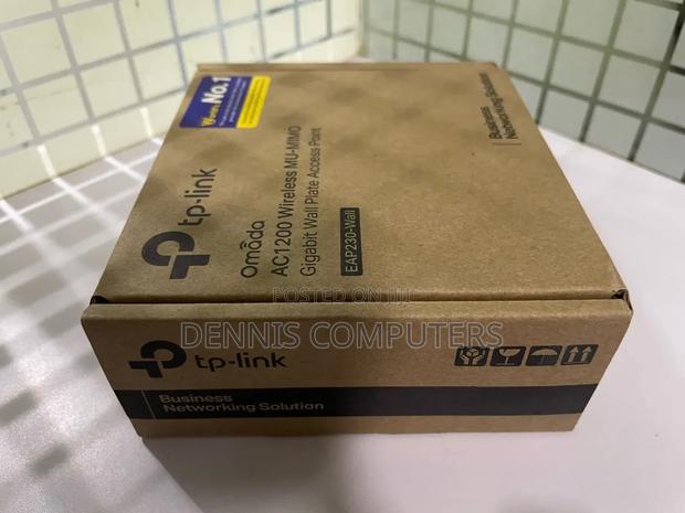 Tp-Link Omada Ac1200 Wall-Plate Access Point Tl-Eap230-Wall - main view