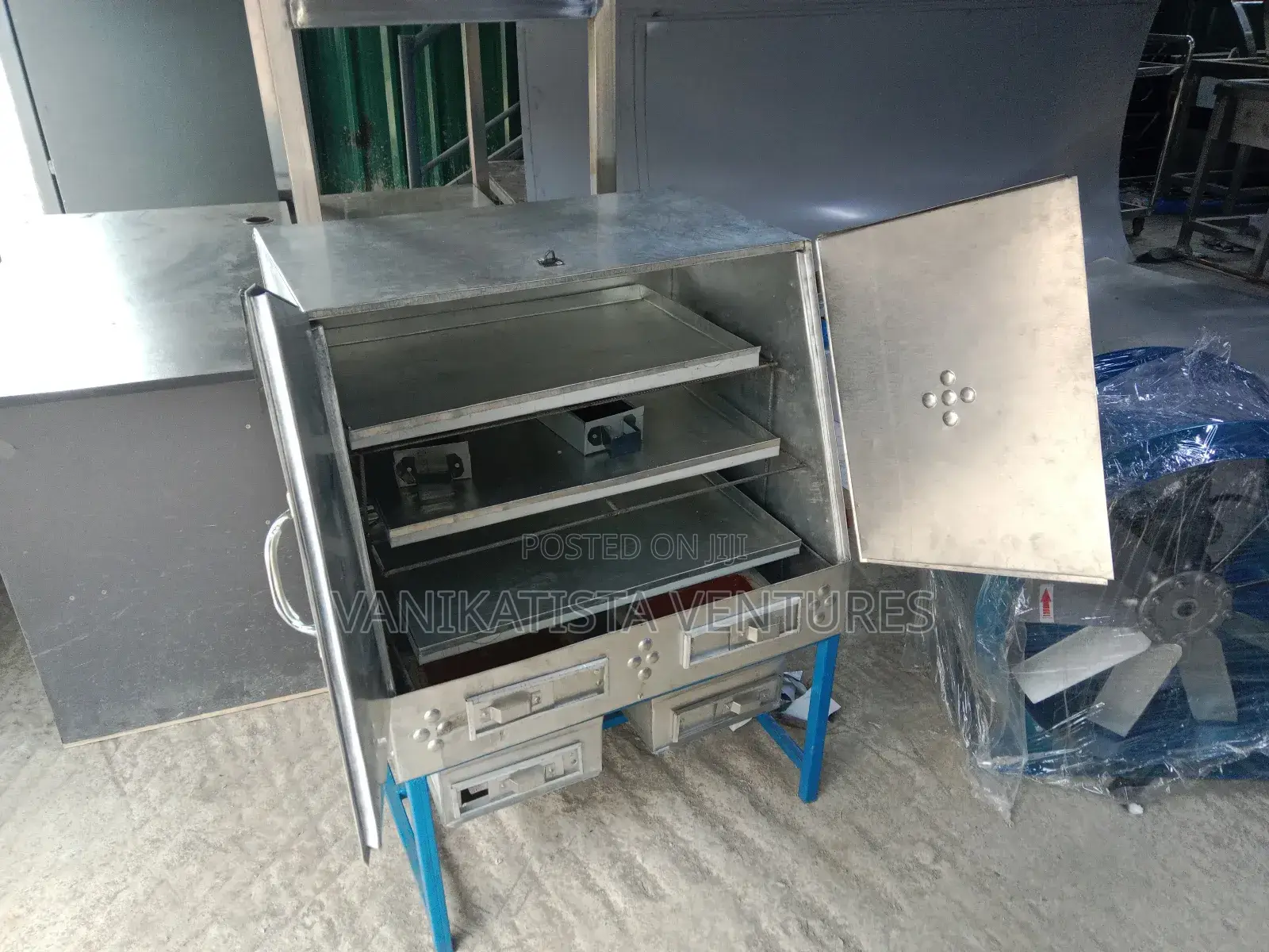 Oven for Sale, Can Bake and Also Be Used in Nyama Choma Service