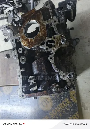 Suzuki Escudo J20 Engine Block