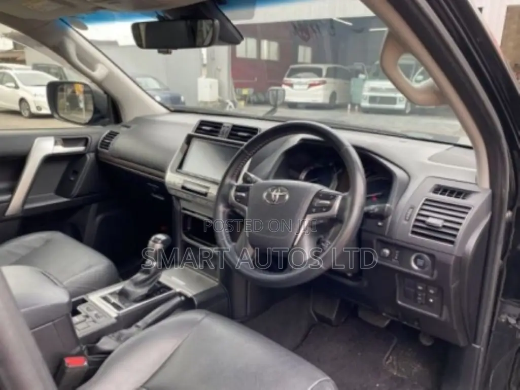 Toyota Land Cruiser Prado 2.7 2018 Black