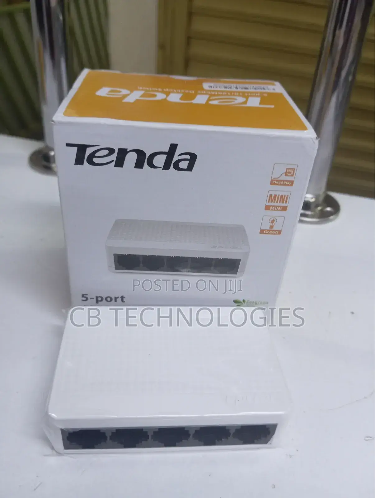 5 Port Ethernet Tenda Switch