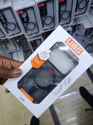 Bebere Urban Armor Gear iPhone 17 Pro Plasma Xte Magsafe Stand Case