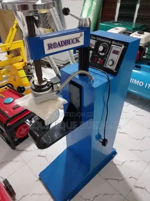 Vulcanising Machine.