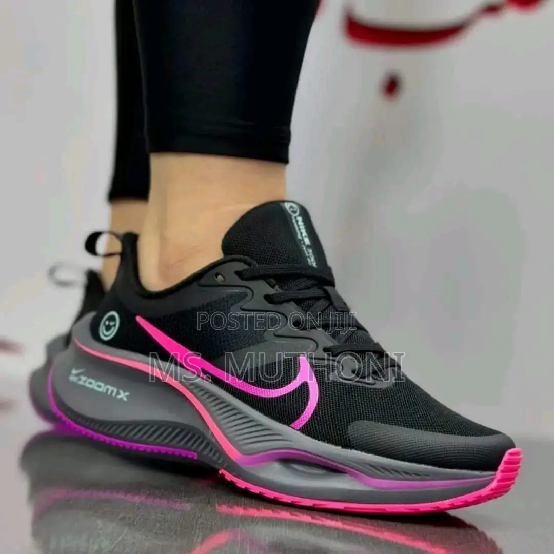 Running /Gym Nike Zoomx Style Sneakers in Black and Pink Size 36-42