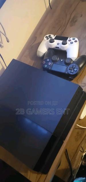 Standard Ps4 Complete Chipped - main view