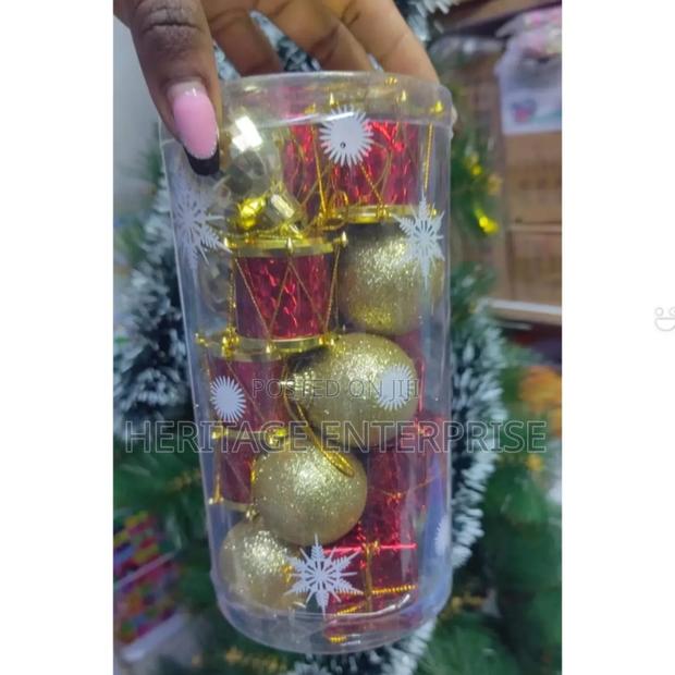 Christmas With Balls,Gifts,Drums