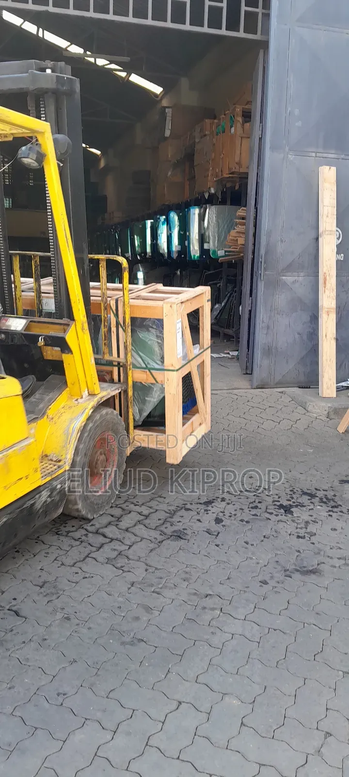 Windscreen, Quater Glass and Side Fix