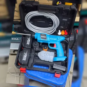 Makita Cordless Carwash Machine