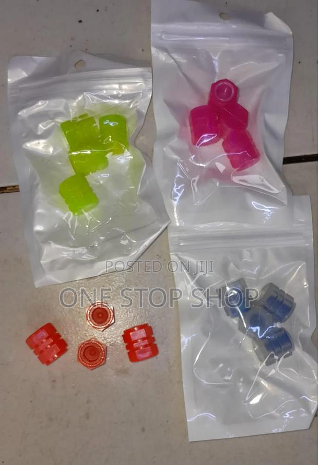 4pcs Luminous Colored Night Glow Valve Caps in Green,Red,Blue,Pink
