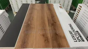 Luxury Vinyl Flooring / Spc Modern Look