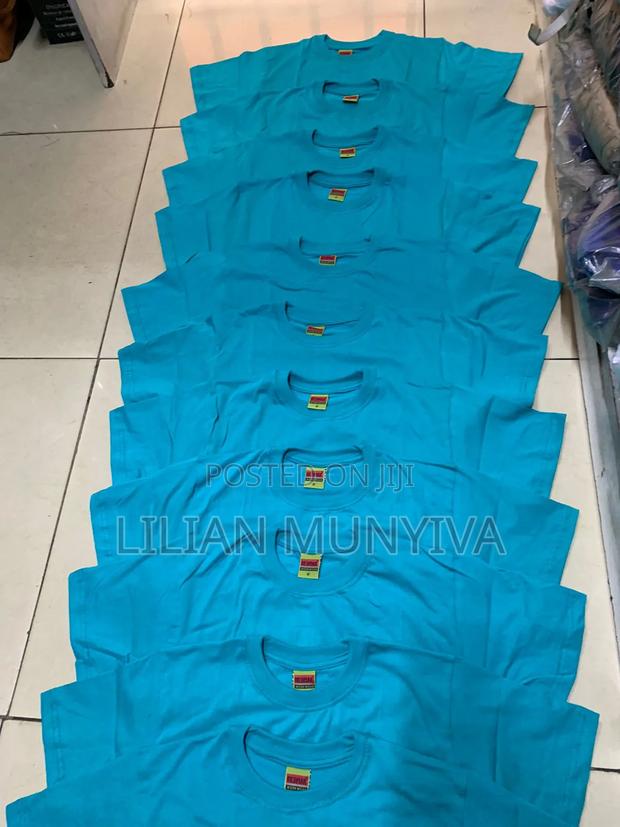 Plain Tshirts - thumbnail 4