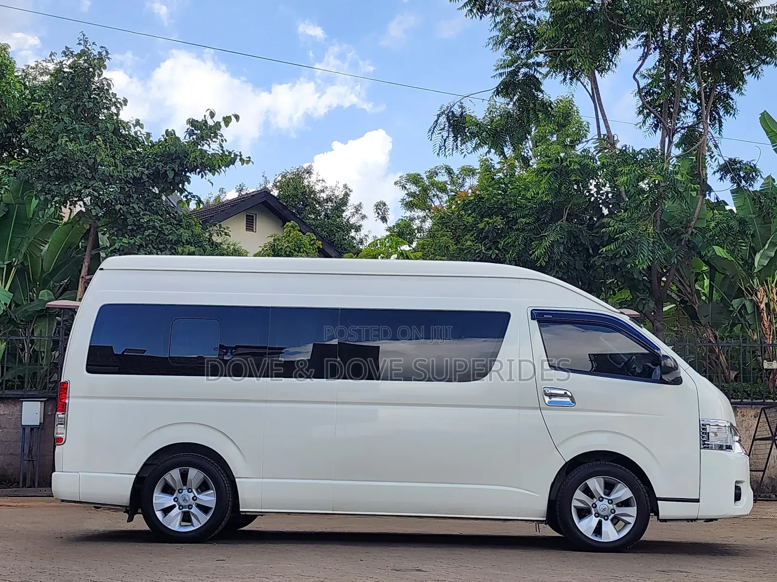 Toyota Grand HiAce 2019 White