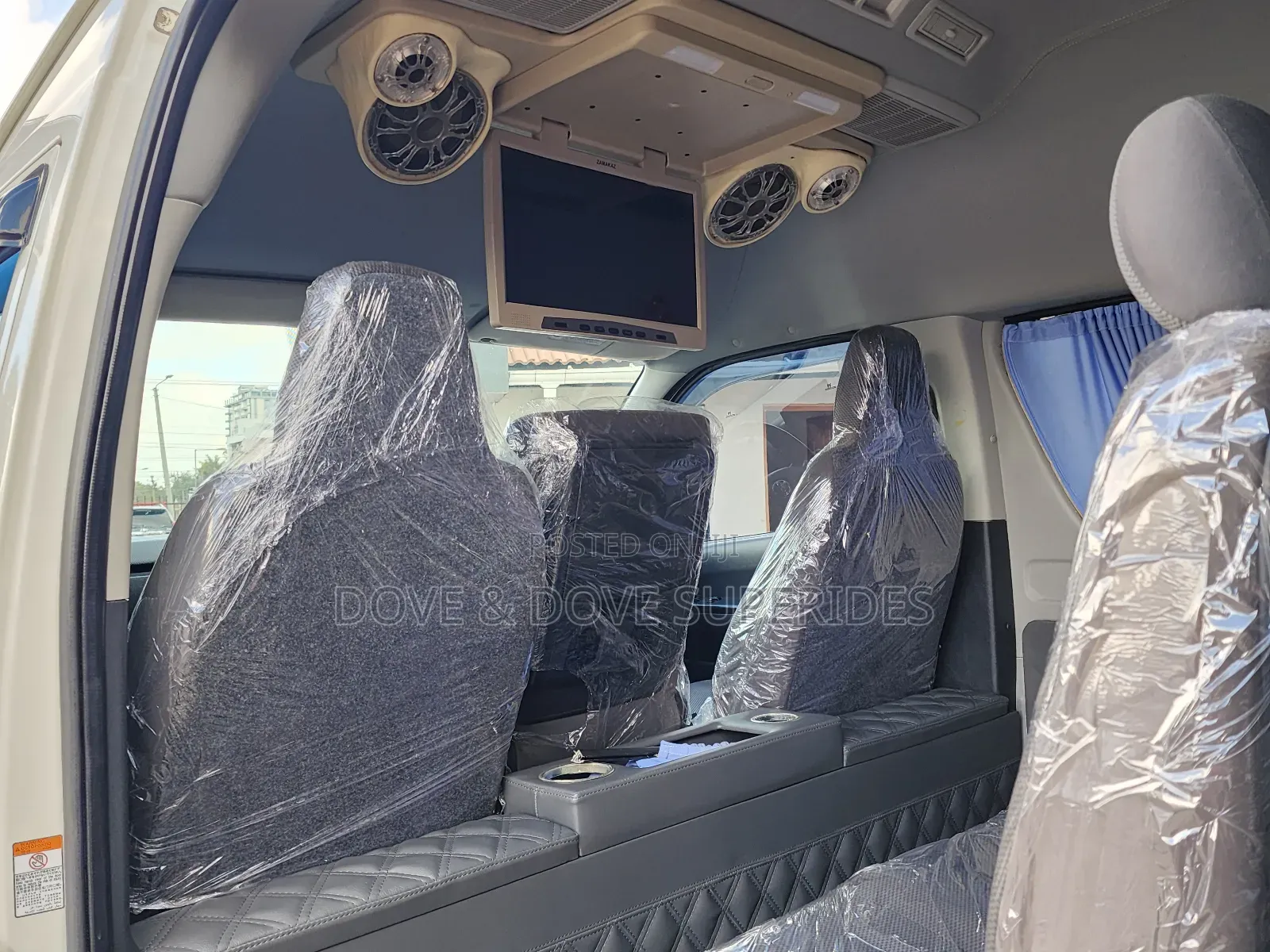 Toyota Grand HiAce 2019 White