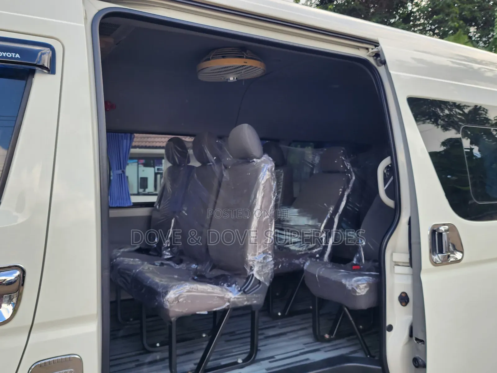 Toyota Grand HiAce 2019 White