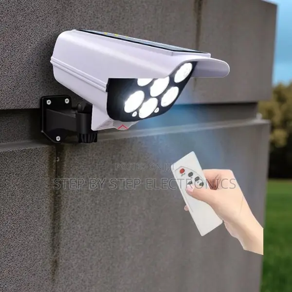 Dummy CCTV Camera Solar Motion Light Outdoor Security Surveillance