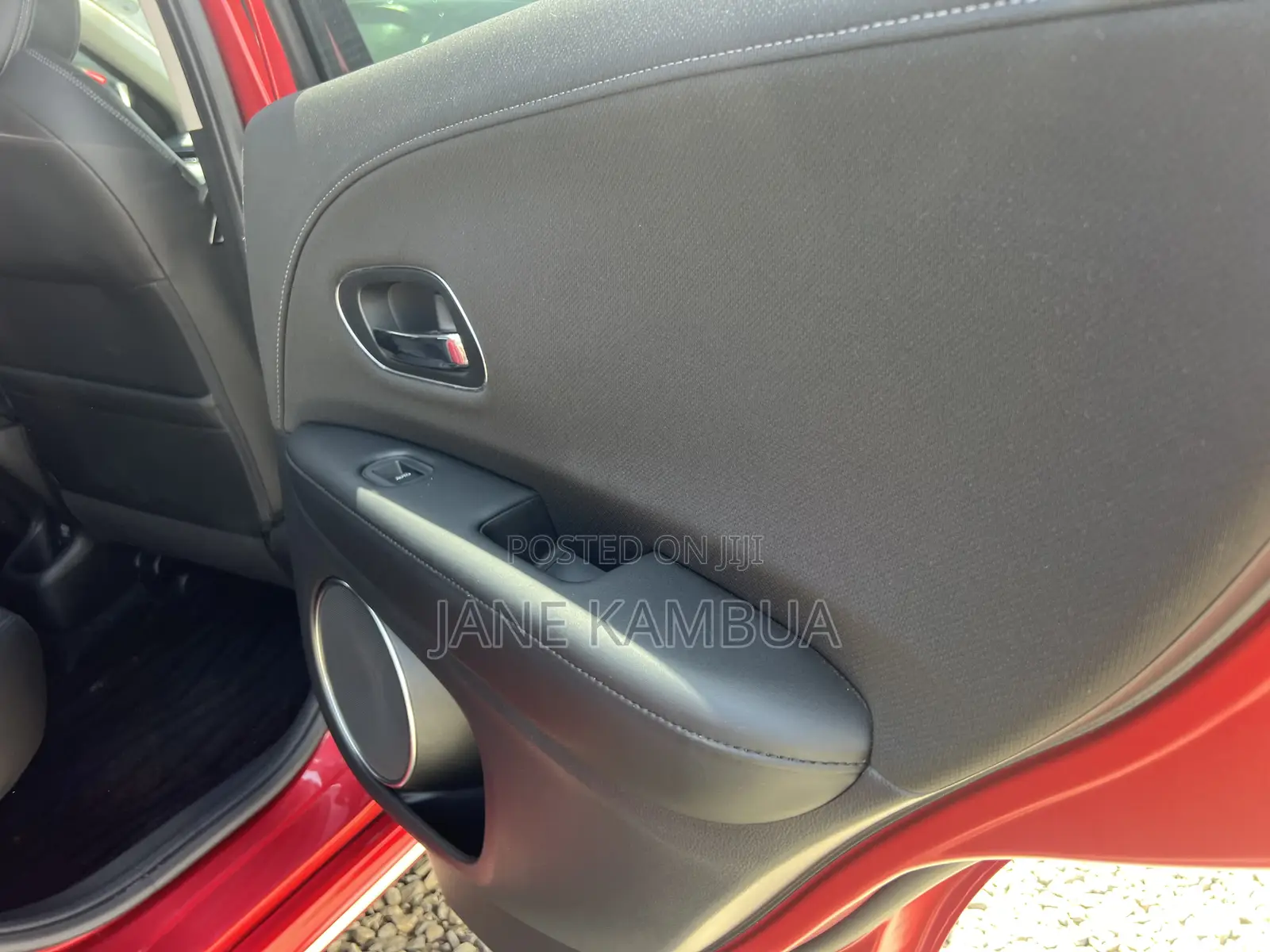 Honda Vezel 1.5 Hybrid 2WD 2018 Red
