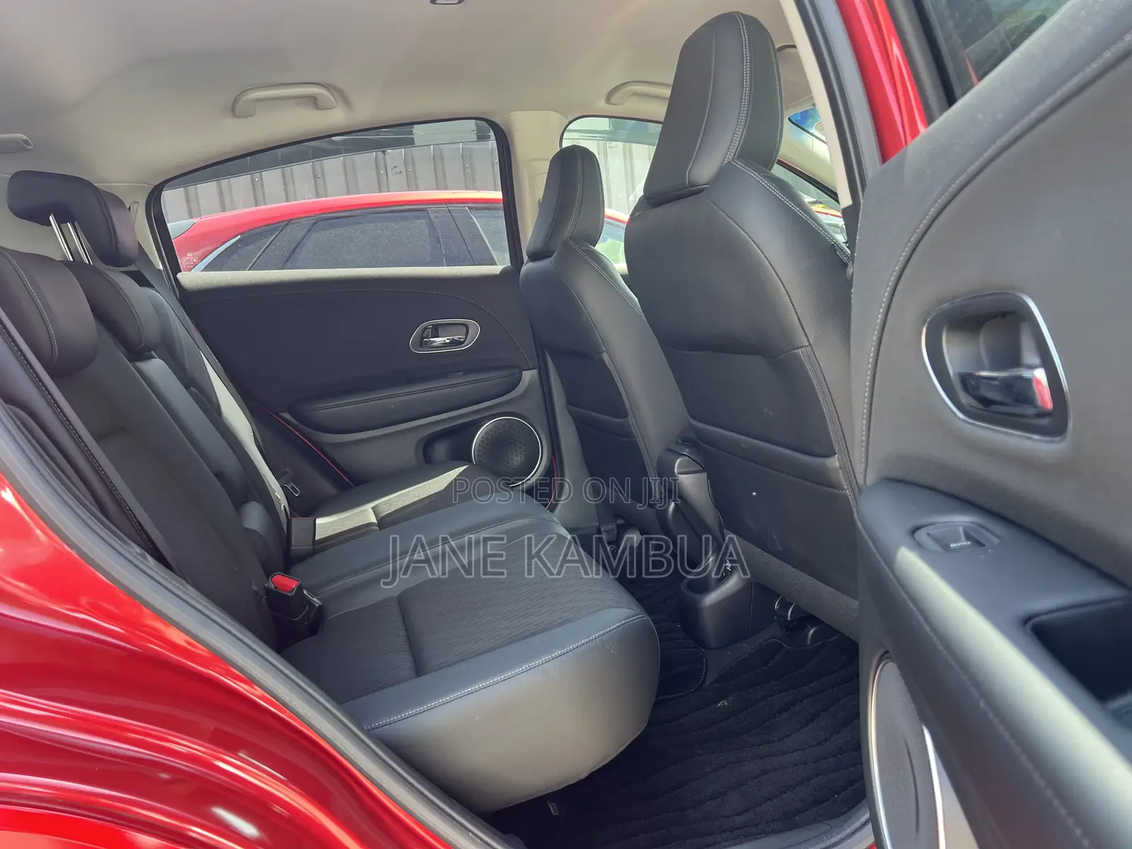 Honda Vezel 1.5 Hybrid 2WD 2018 Red