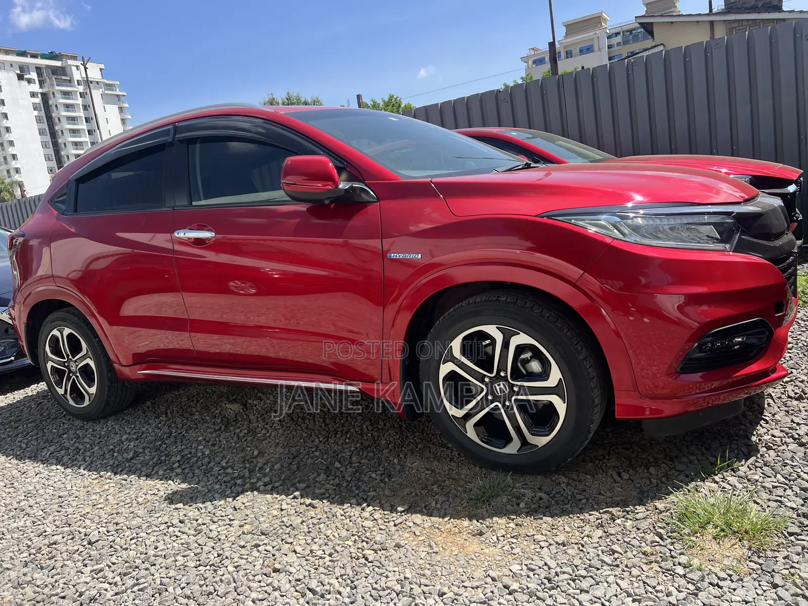 Honda Vezel 1.5 Hybrid 2WD 2018 Red