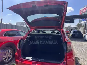 Honda Vezel 1.5 Hybrid 2WD 2018 Red