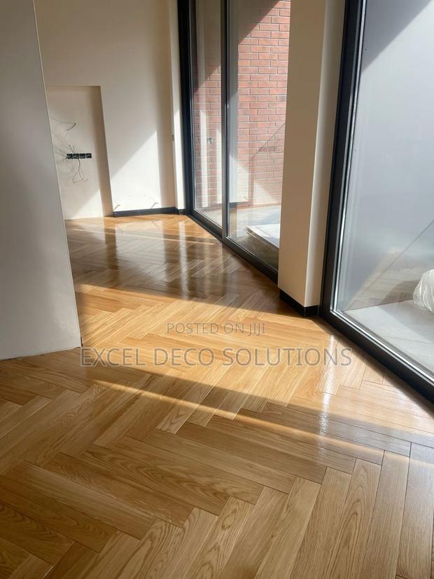 Modern Herringbone SPC Planks – Stylish Parquet Flooring
