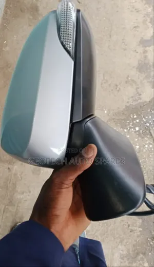 Toyota Fielder 161,165 Sidemirrors Available