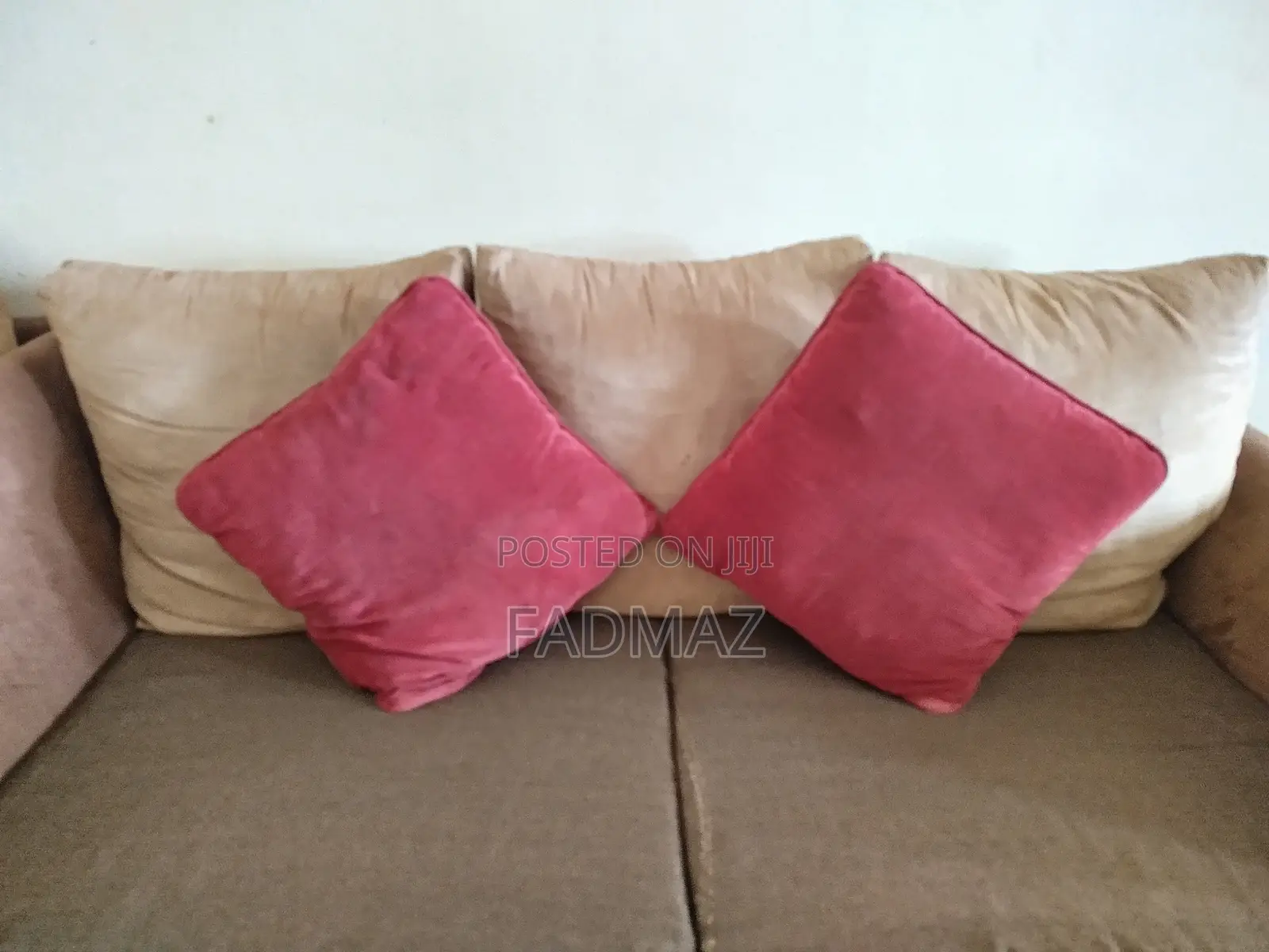 Mvule U Sofa Set for Sale Good Condition.