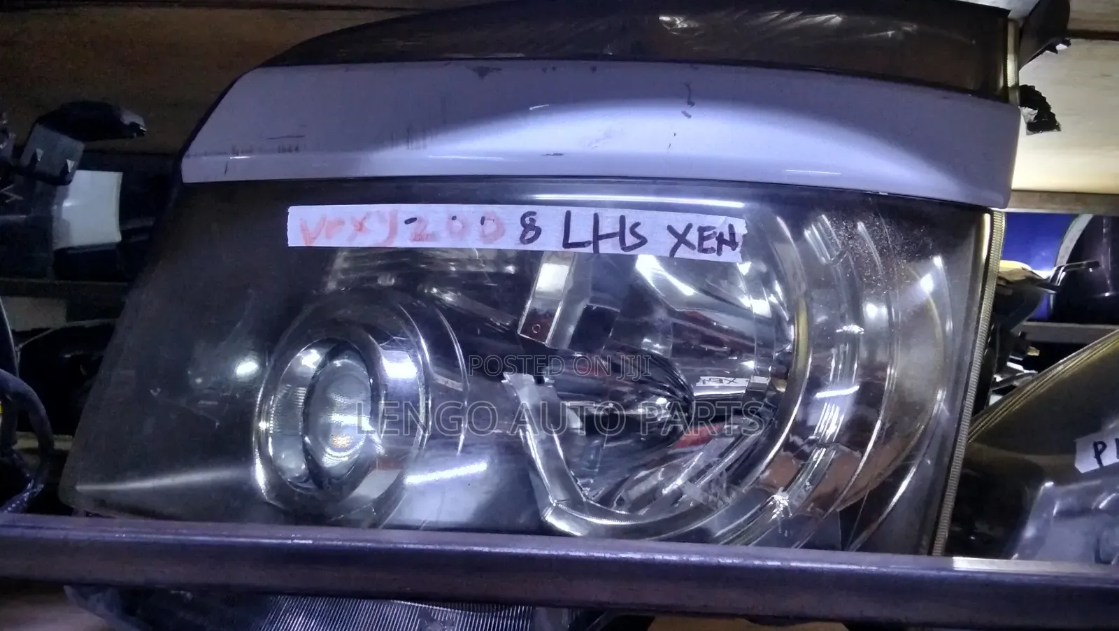 Toyota Voxy 2008 Headlight Xenon